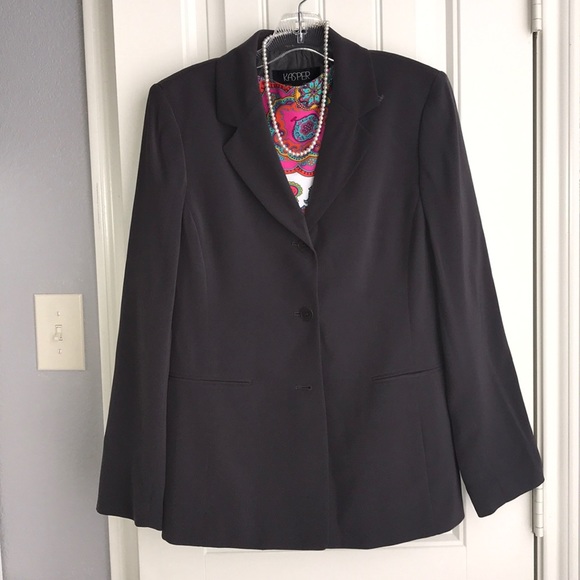 Kasper Gray Suit (skirt & jacket) - Picture 2 of 8